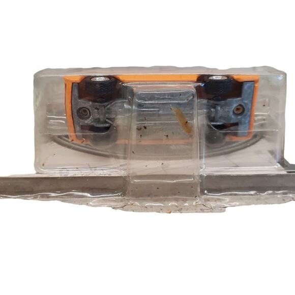 Johnny Lightning Rock'N'Rollers Car  & Beach Boys CD - Picture 6 of 11